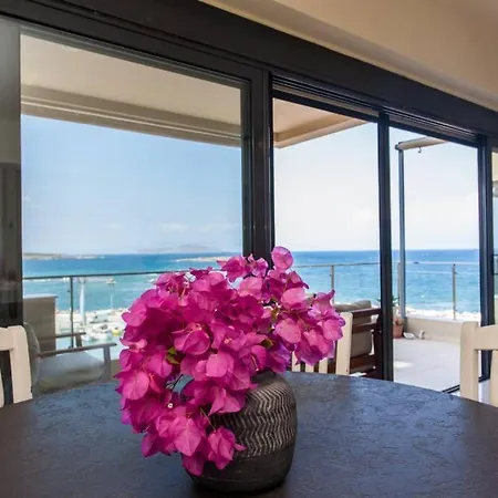 Апартаменты Balcony To Big Blue Sea